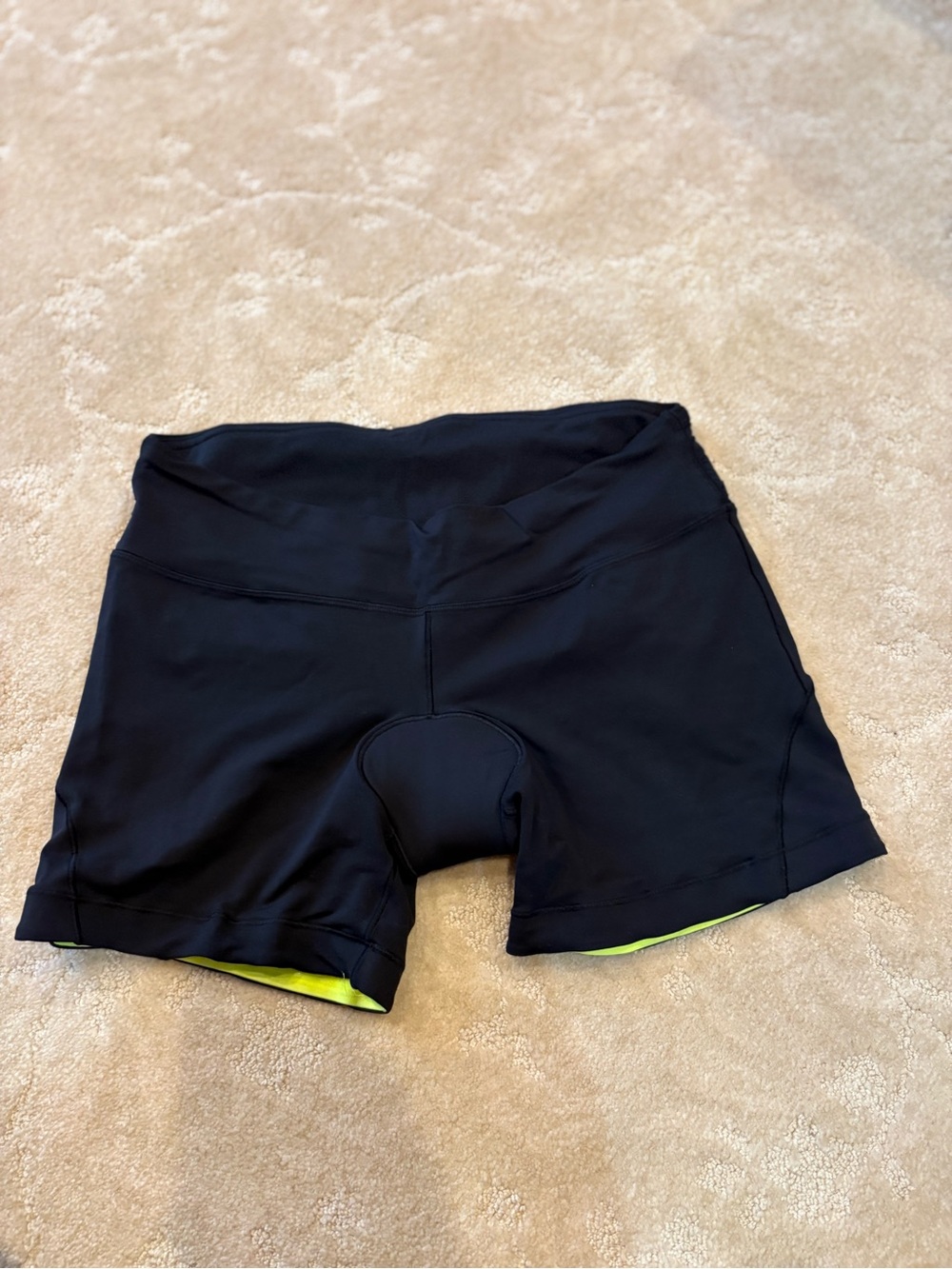Lululemon bike shorts with padding
